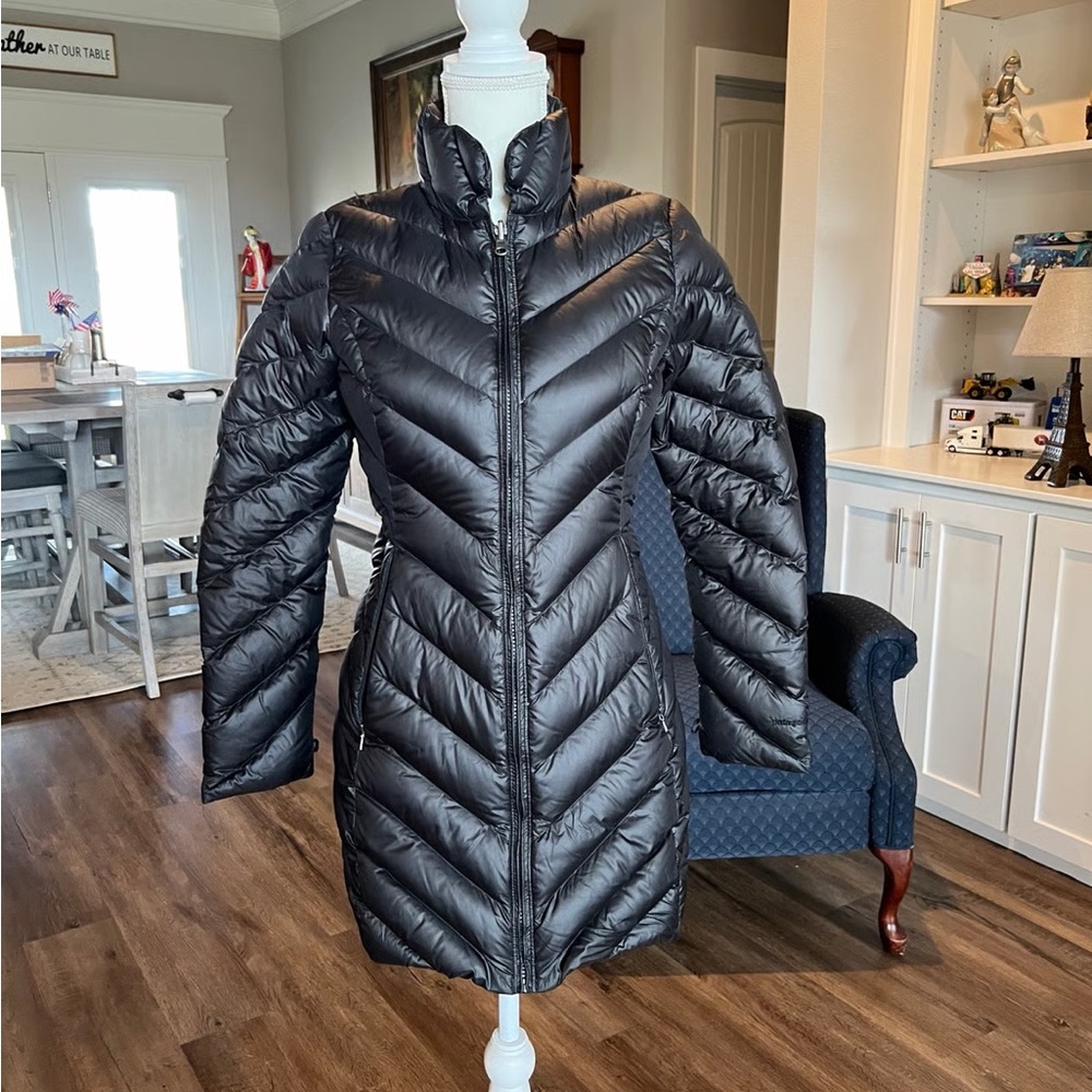 Patagonia long Women's Dark Blue Jacket women’s size Xs